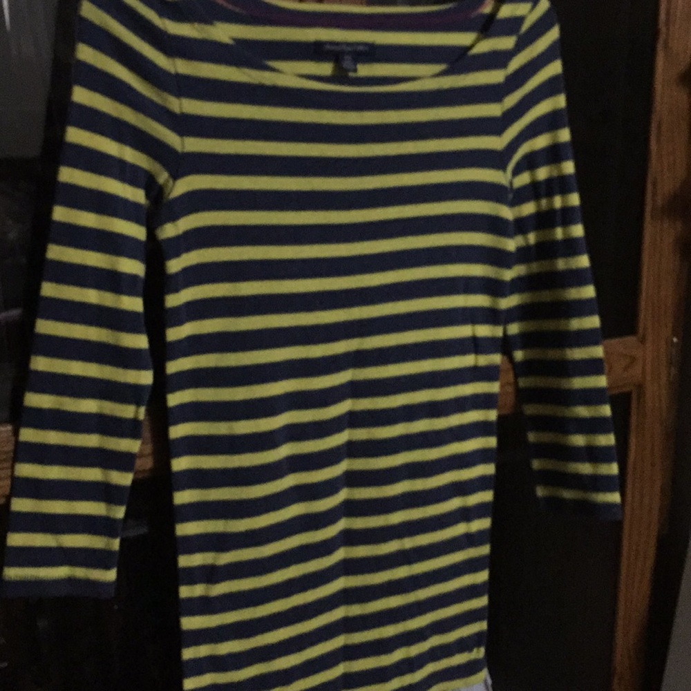 American eagle blue and yellow top